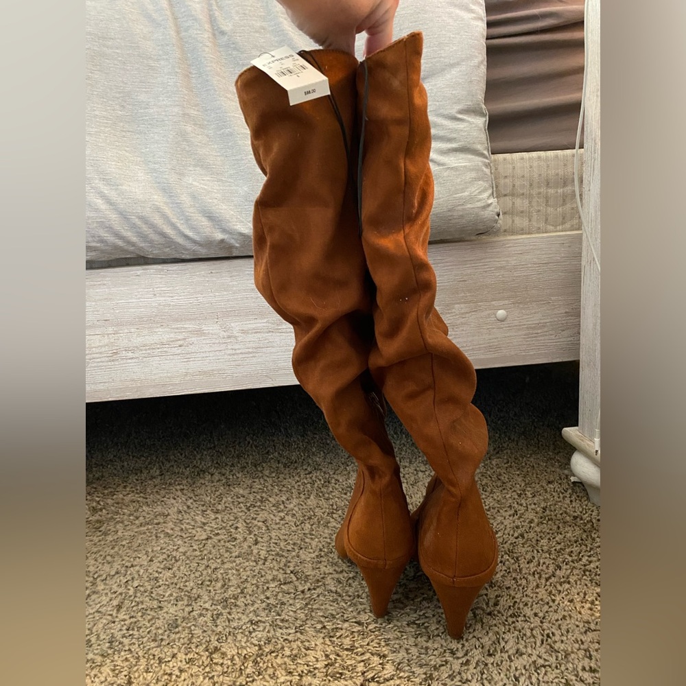 I used them once!
Express Women's Rust Brown Slouchy Suede Knee Boots - Picture 3 of 5
